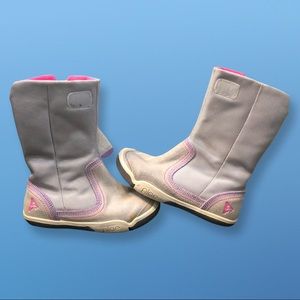 Plae Girls size 10 boots. Waterproof 💦